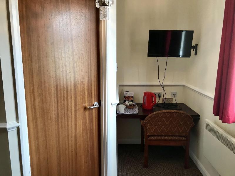 The Jolly Drayman Pub And Hotel image