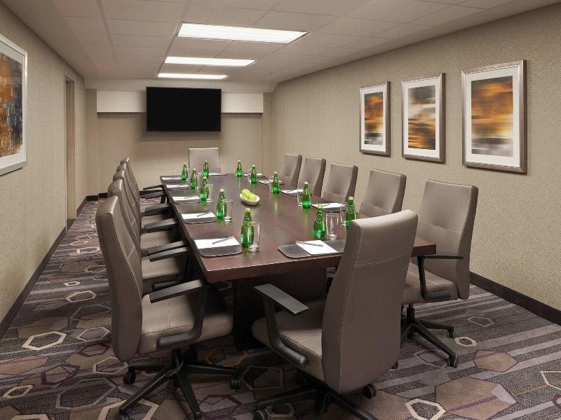 Towneplace Suites By Marriott Oshawa image