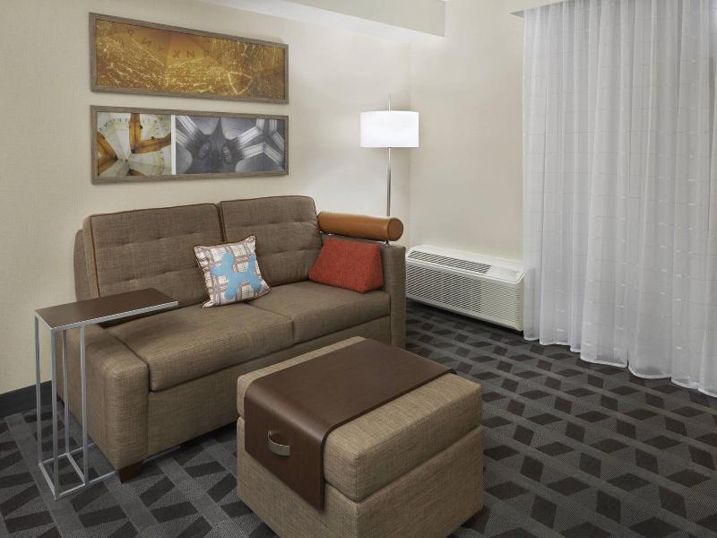 Towneplace Suites By Marriott Oshawa image