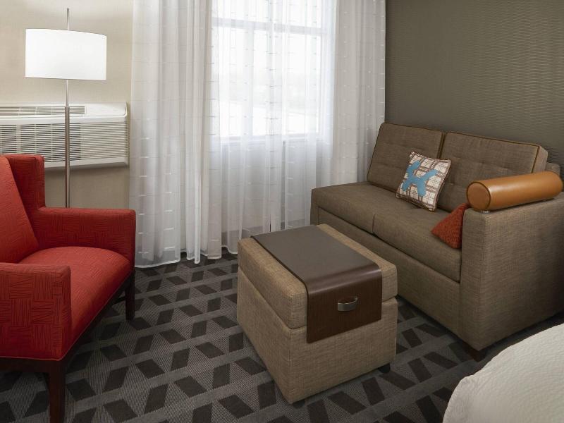Towneplace Suites By Marriott Oshawa image