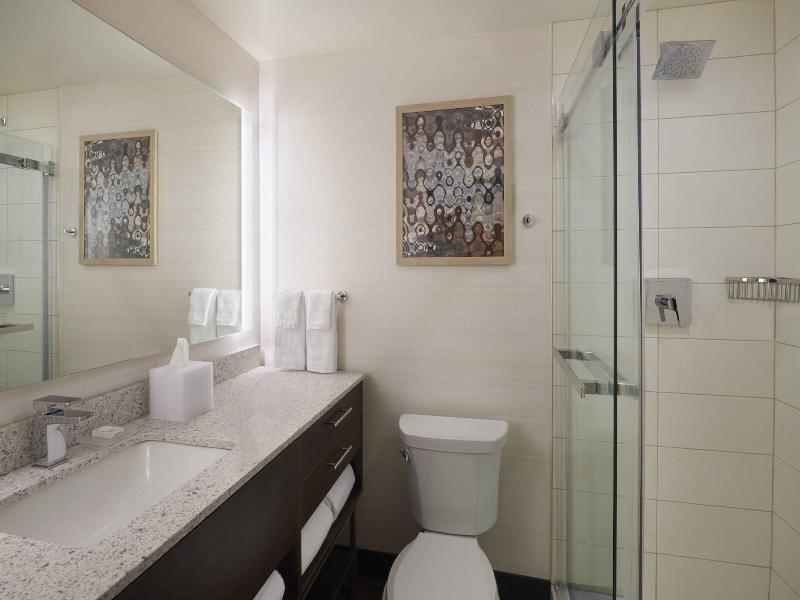 Towneplace Suites By Marriott Oshawa image