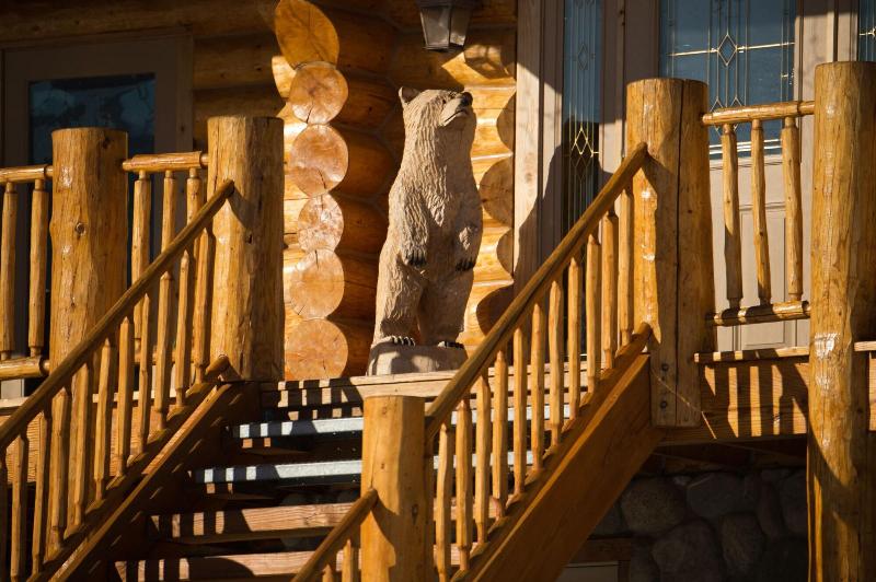 Majestic Valley Wilderness Lodge image
