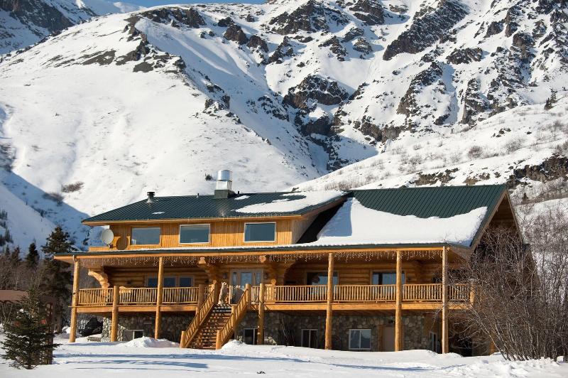 Majestic Valley Wilderness Lodge image