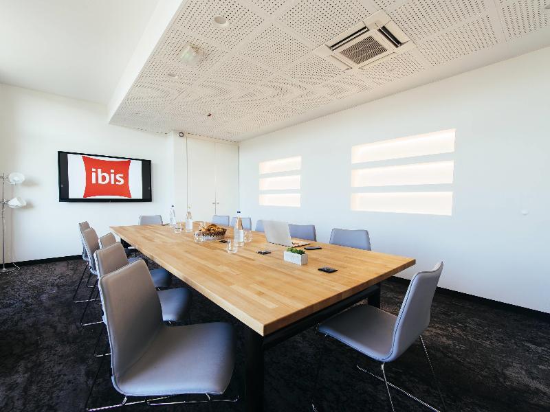 Ibis Haguenau Strasbourg Nord image