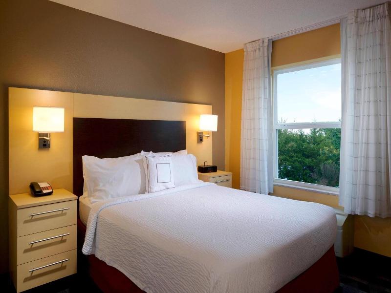 Towneplace Suites By Marriott Jacksonville — photo 67