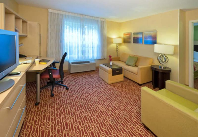 Towneplace Suites By Marriott Jacksonville image