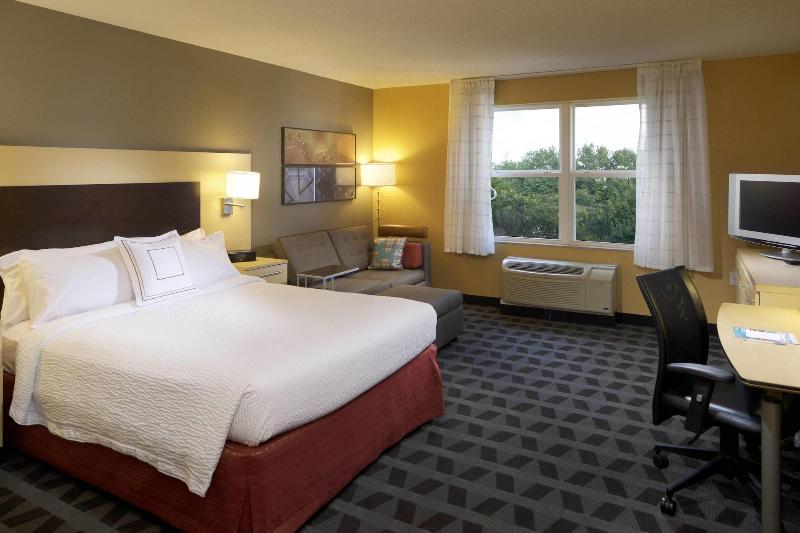 Towneplace Suites By Marriott Jacksonville image