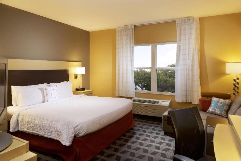 Towneplace Suites By Marriott Jacksonville image