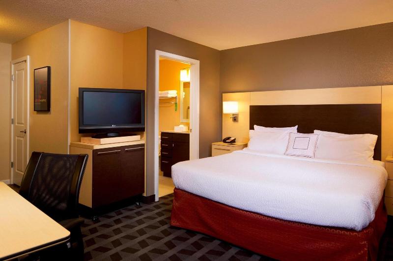 Towneplace Suites By Marriott Jacksonville image