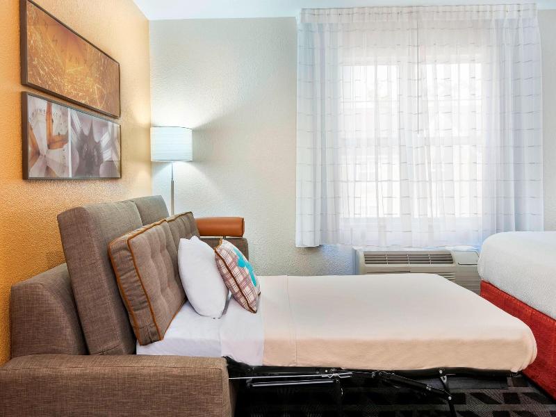 Towneplace Suites By Marriott Savannah Midtown image