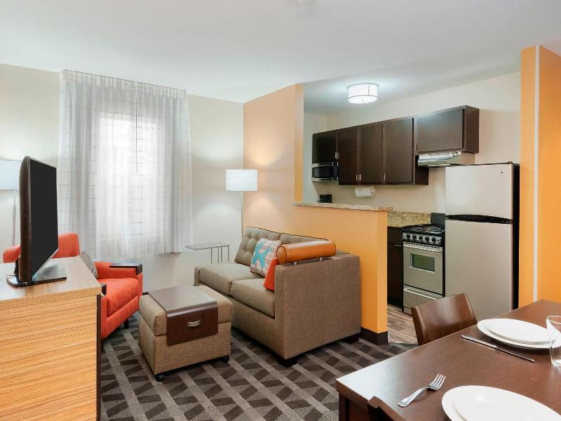 Towneplace Suites By Marriott Savannah Midtown image