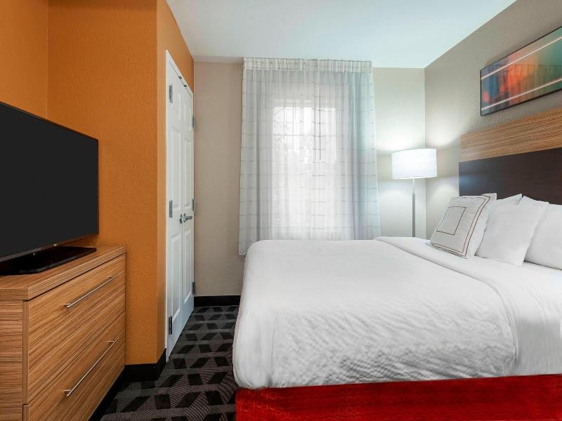 Towneplace Suites By Marriott Savannah Midtown image