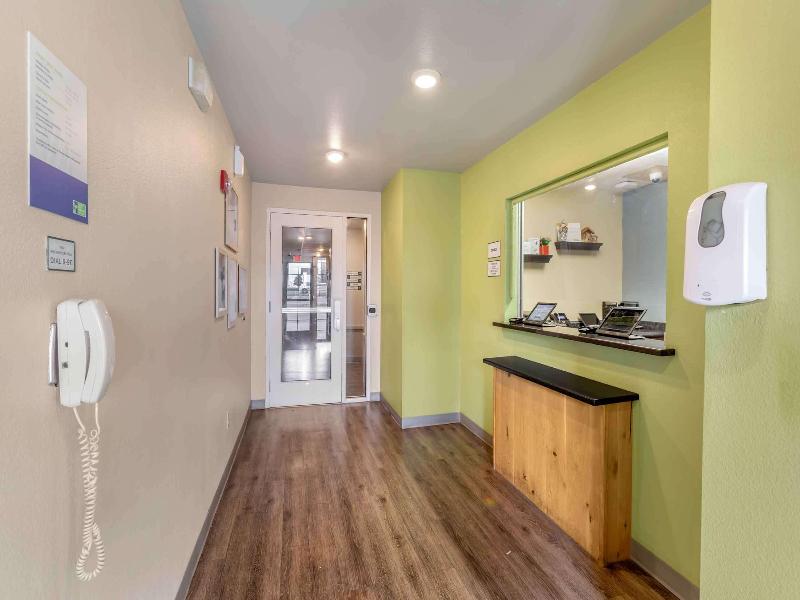 Woodspring Suites El Paso Airport image