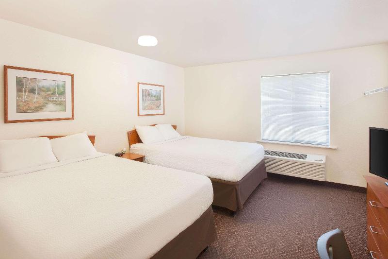 Woodspring Suites El Paso Airport image