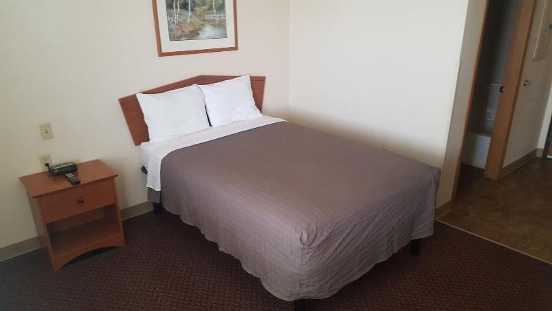 WoodSpring Suites El Paso I-10 Southeast image