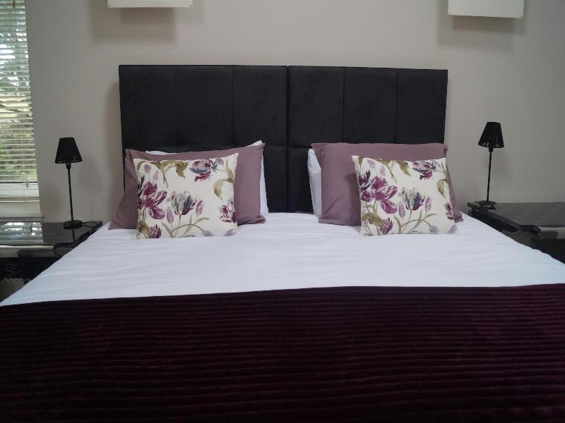 Toadhall Rooms image