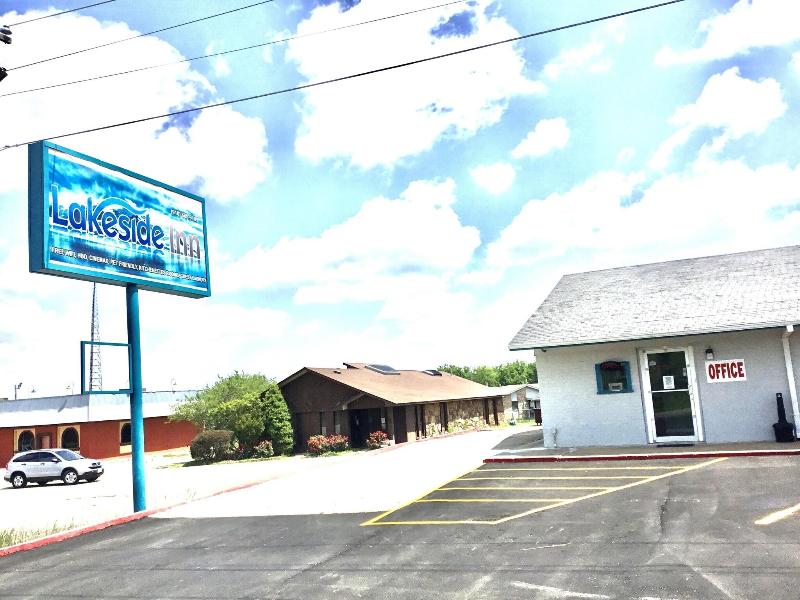 Lakeside Inn image