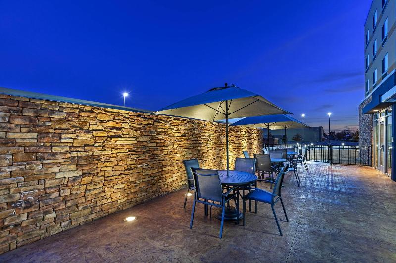 Fairfield Inn & Suites by Marriott Tulsa Catoosa image