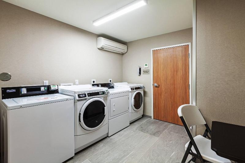 Fairfield Inn & Suites by Marriott Tulsa Catoosa image