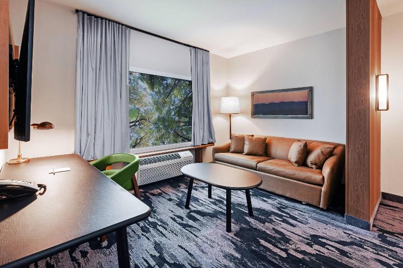 Fairfield Inn & Suites by Marriott Tulsa Catoosa image
