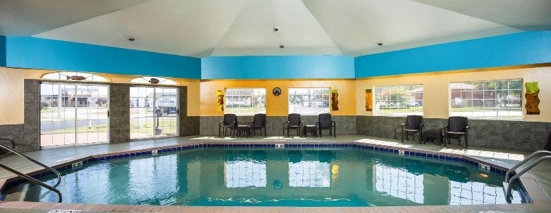 Hotel J Green Bay image