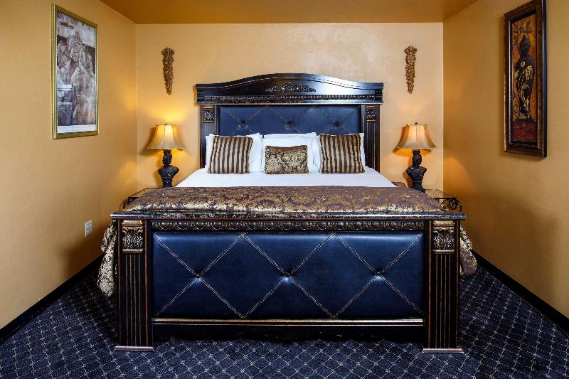 Hotel J Green Bay image