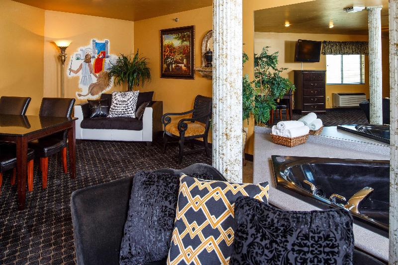 Hotel J Green Bay image