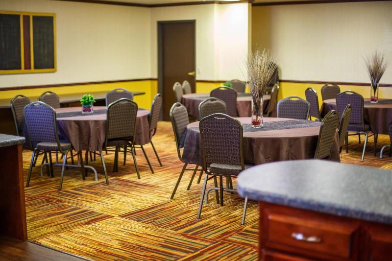 Hotel J Green Bay image