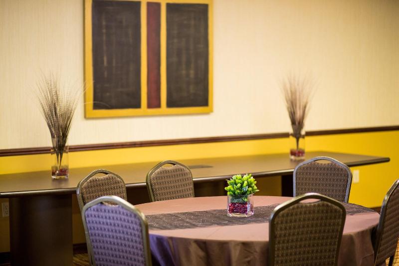 Hotel J Green Bay image