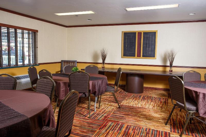 Hotel J Green Bay image