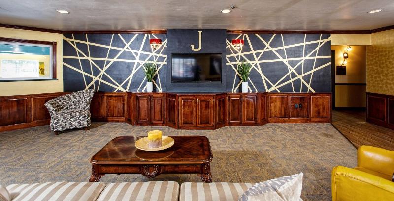 Hotel J Green Bay image