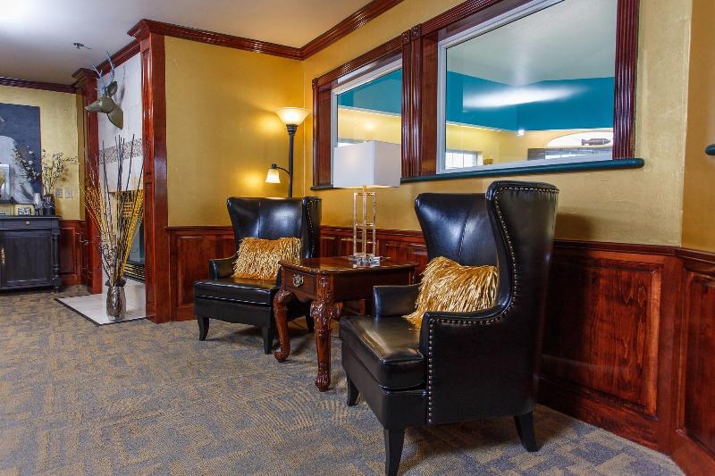 Hotel J Green Bay image