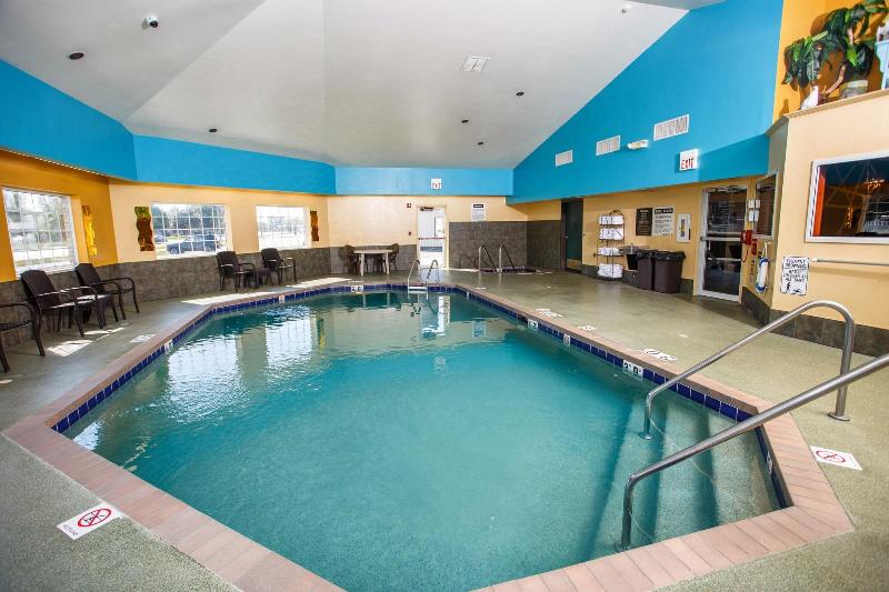 Hotel J Green Bay image
