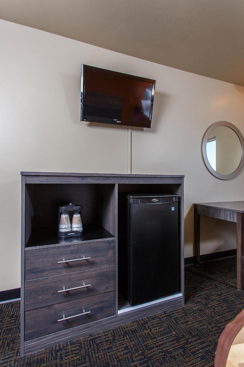 Hotel J Green Bay image