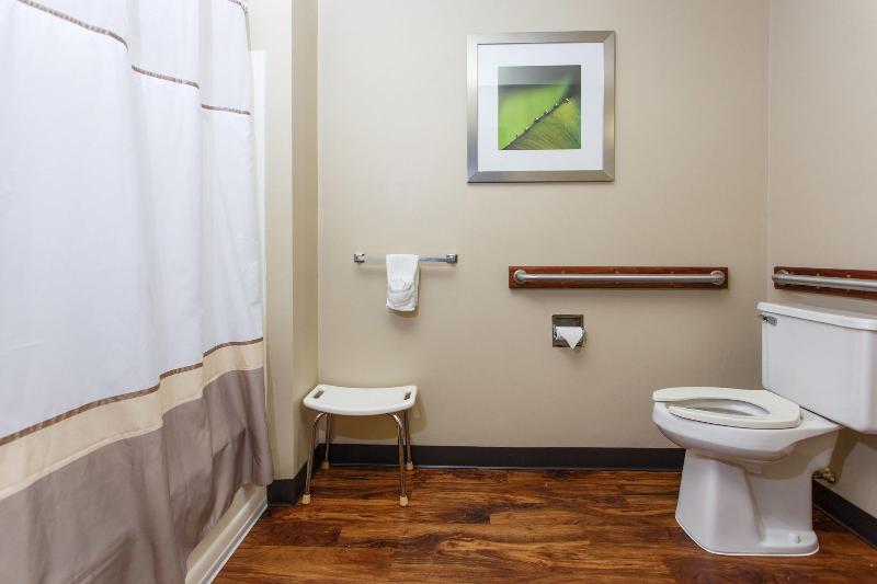 Hotel J Green Bay image