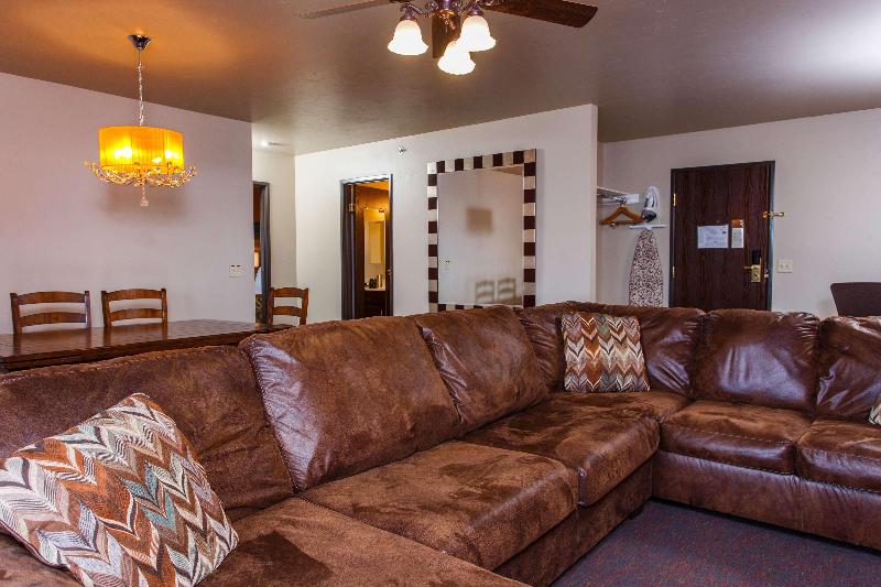 Hotel J Green Bay image