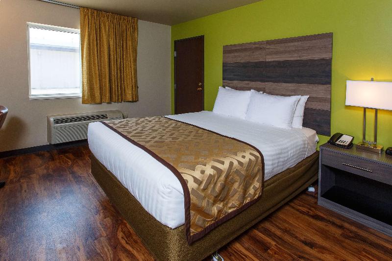 Hotel J Green Bay image