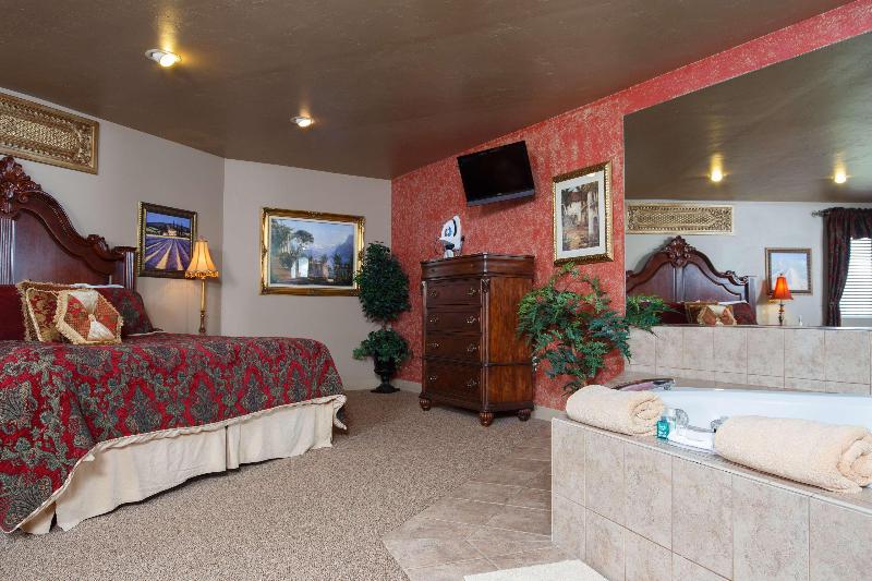 Hotel J Green Bay image