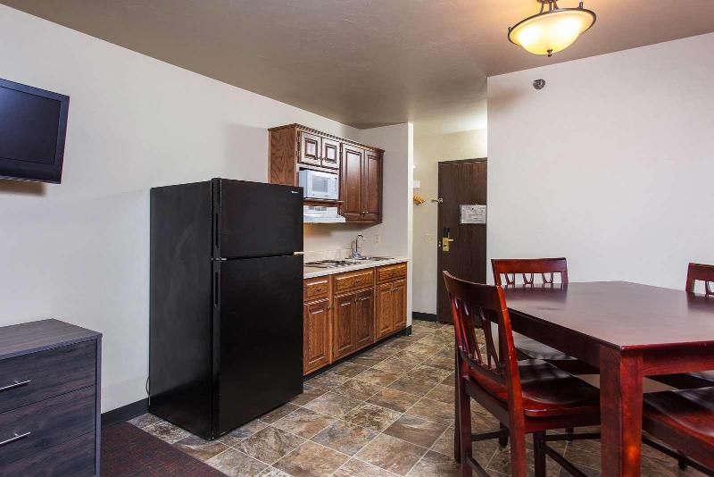 Hotel J Green Bay image