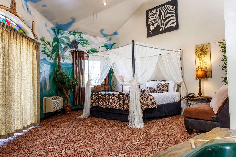 Hotel J Green Bay image
