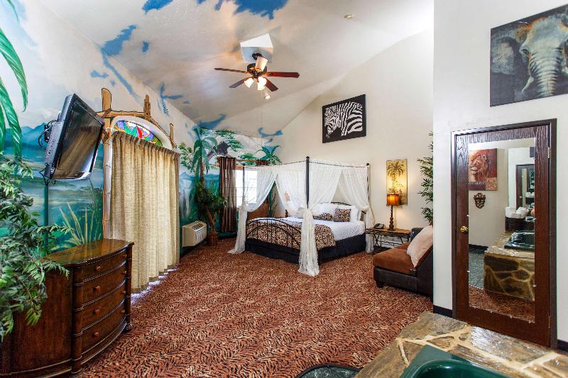 Hotel J Green Bay image