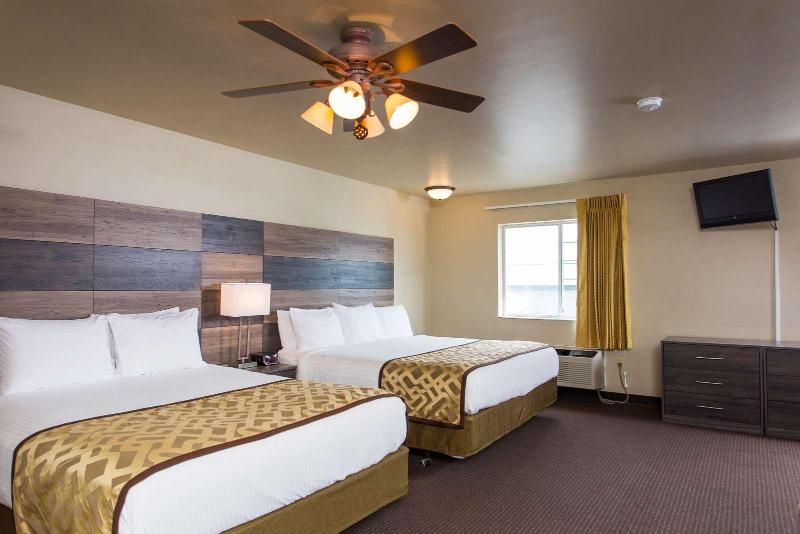 Hotel J Green Bay image