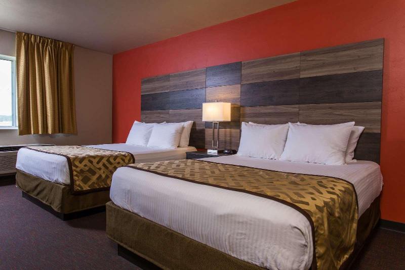 Hotel J Green Bay image