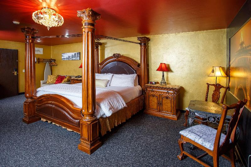 Hotel J Green Bay image