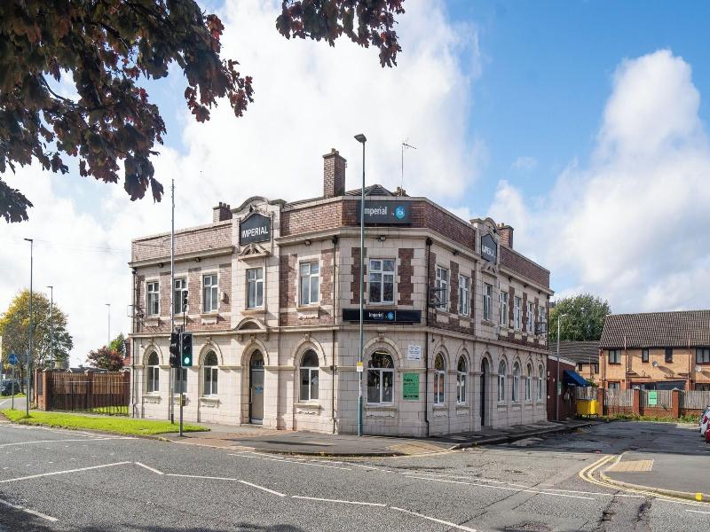 Trivelles Hotel Manchester - Cross Lane image