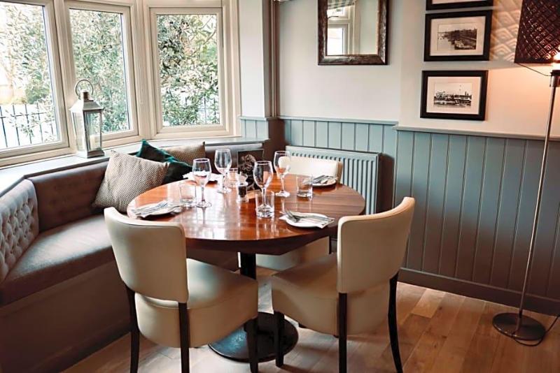 The Oyster Smack Inn image