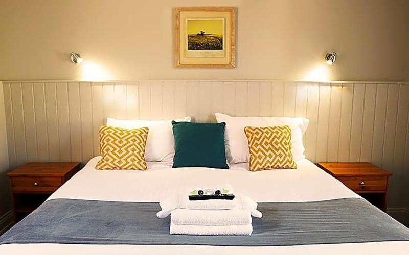 The Oyster Smack Inn image