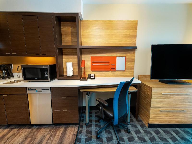 Towneplace Suites By Marriott Irvine Lake Forest image