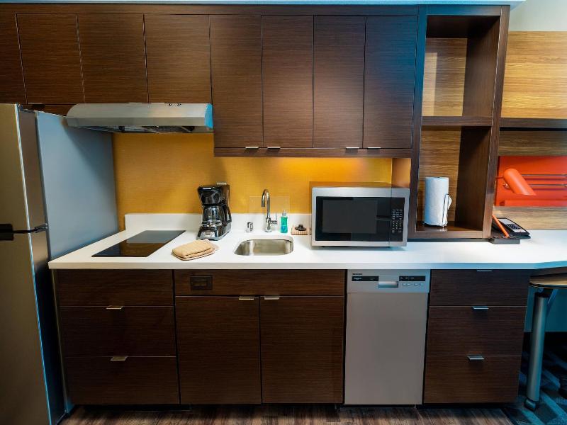 Towneplace Suites By Marriott Irvine Lake Forest image