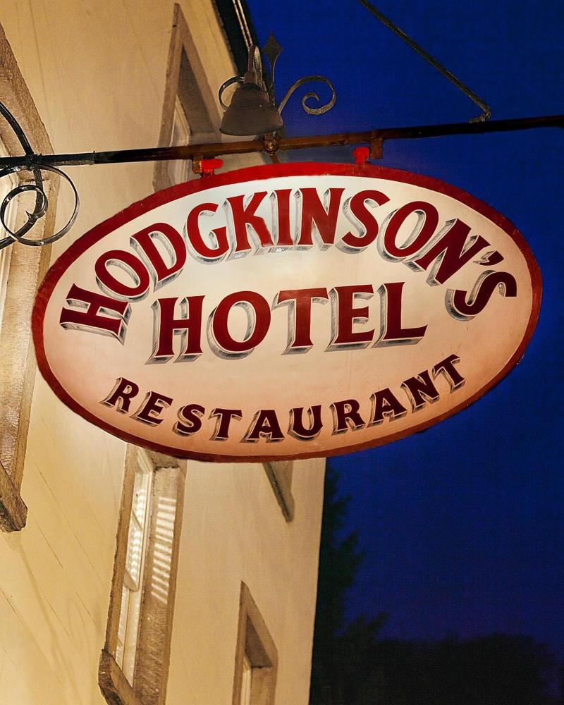 Hodgkinson's Hotel and Restaurant image